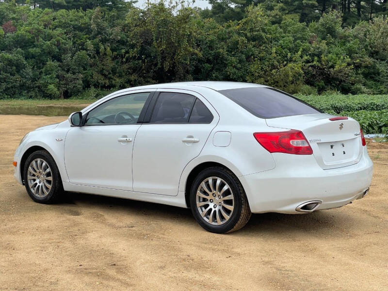 2013 Suzuki Kizashi SE