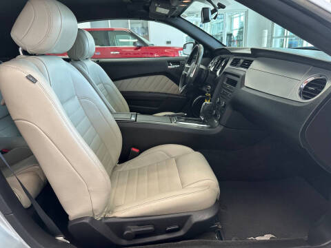 2013 Ford Mustang V6 Premium