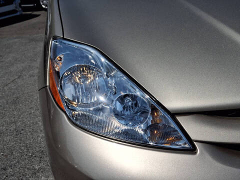 2009 Toyota Sienna XLE