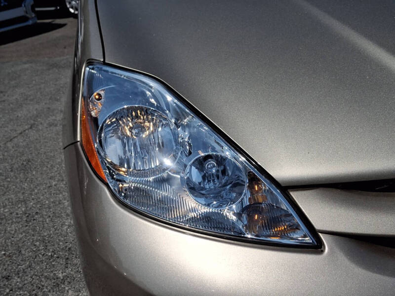 2009 Toyota Sienna XLE