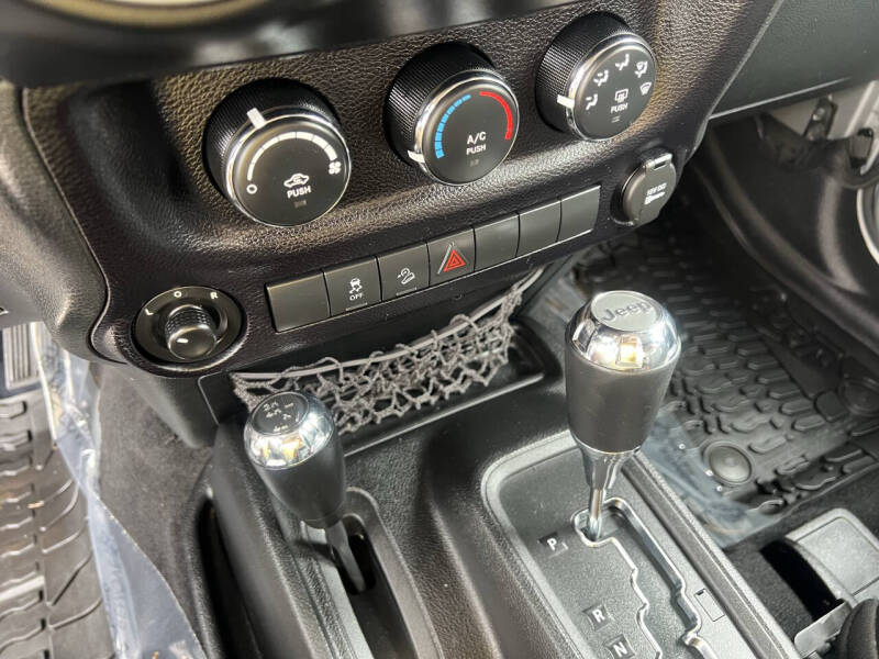 2015 Jeep Wrangler Sport