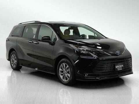 2025 Toyota Sienna XLE 7-Passenger