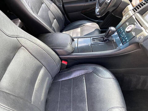 2017 Ford Taurus Limited