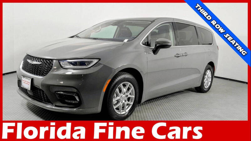 2023 Chrysler Pacifica Touring L