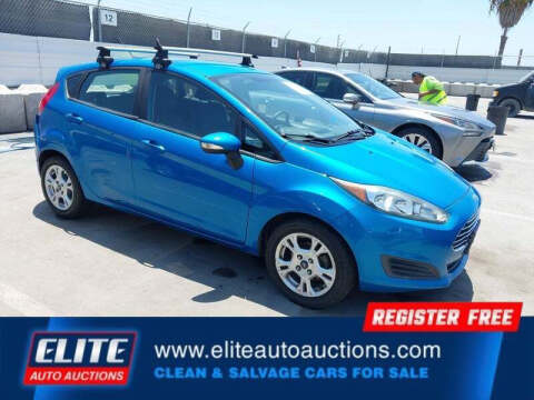 2015 Ford Fiesta SE Photo