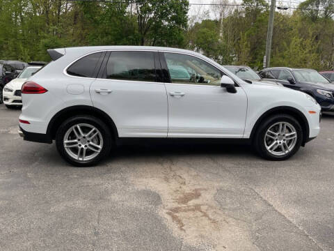 2016 Porsche Cayenne S