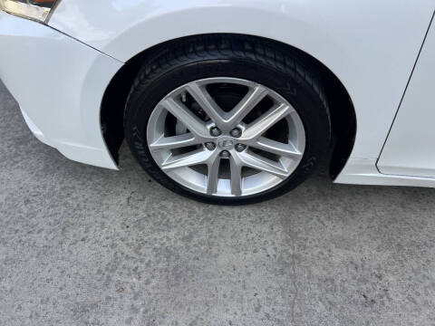 2014 Lexus CT 200h