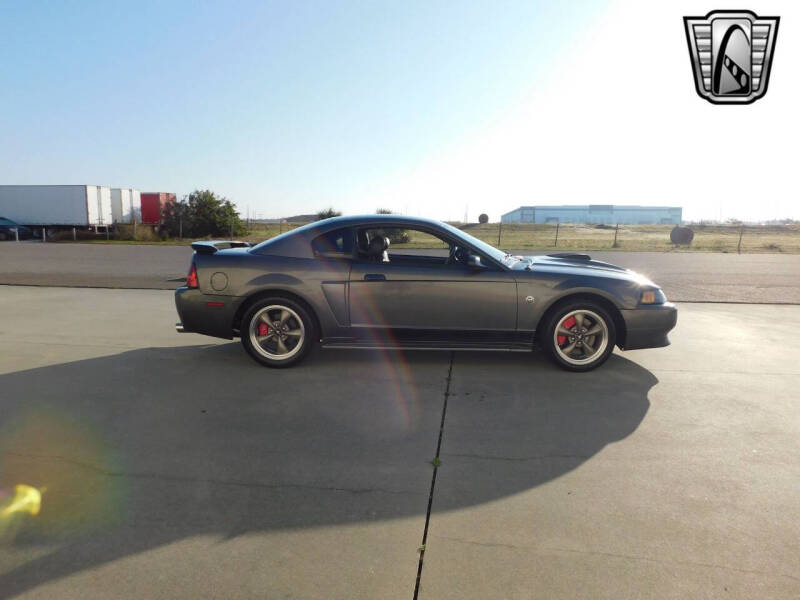 2004 Ford Mustang Mach 1 Premium