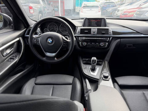 2018 BMW 3 Series 330i