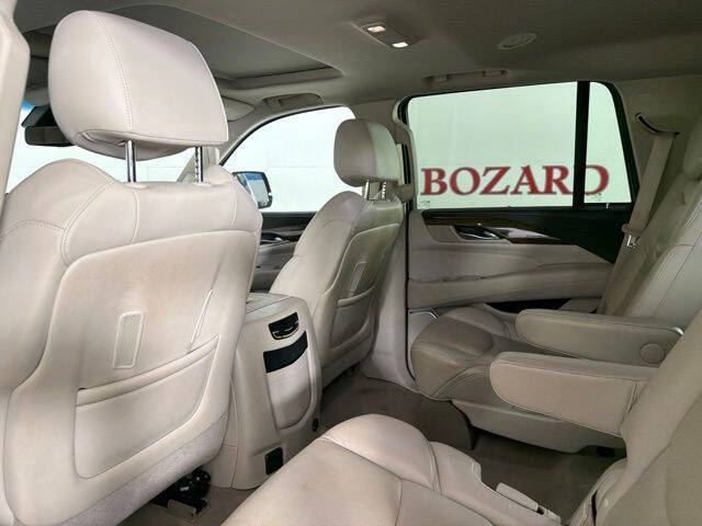 2019 Cadillac Escalade Luxury