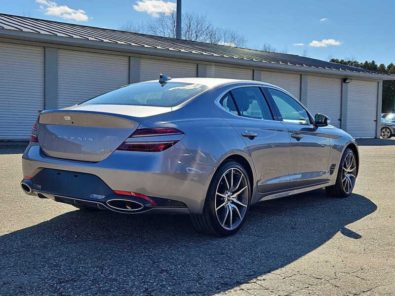 2025 Genesis G70