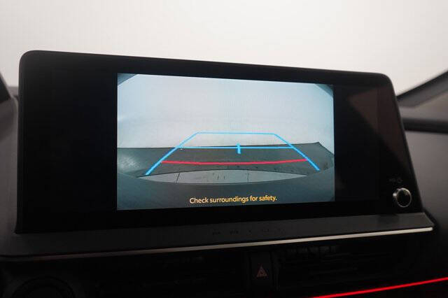 2025 Toyota Prius Plug-in Hybrid