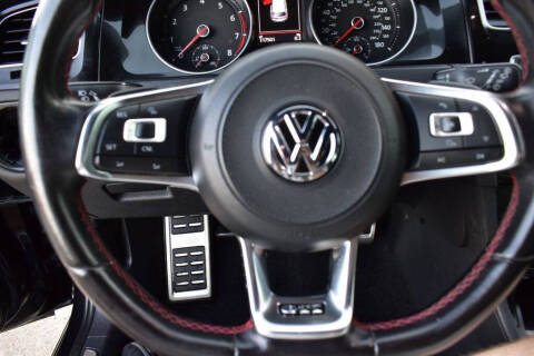 2017 Volkswagen Golf GTI S