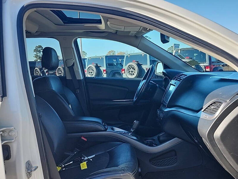 2020 Dodge Journey Crossroad