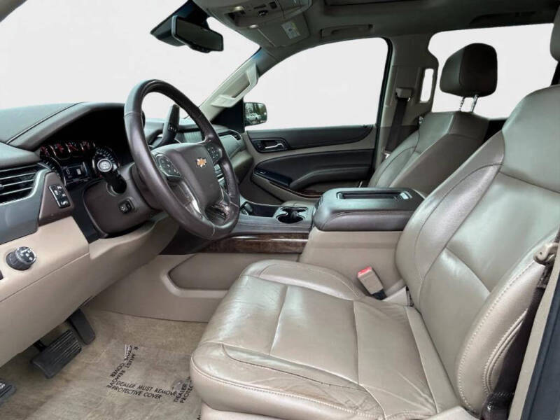 2019 Chevrolet Suburban LT