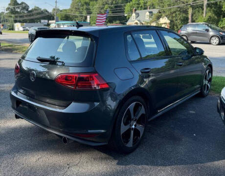 2016 Volkswagen Golf GTI SE