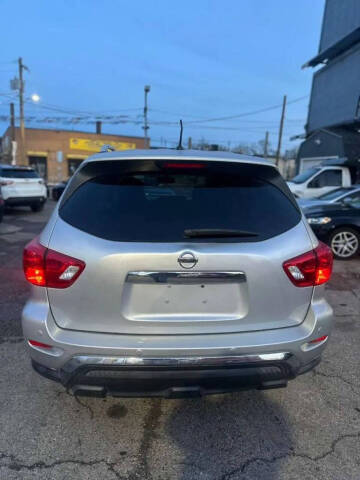 2017 Nissan Pathfinder
