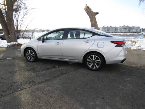 2023 Nissan Versa SV