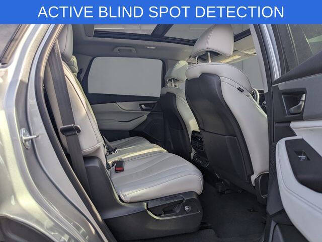 2024 Acura MDX w/Tech