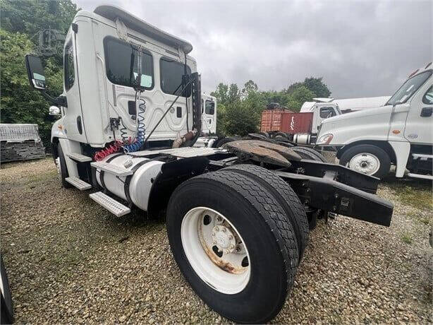 2014 Freightliner Cascadia
