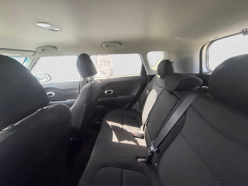 2015 Kia Soul +