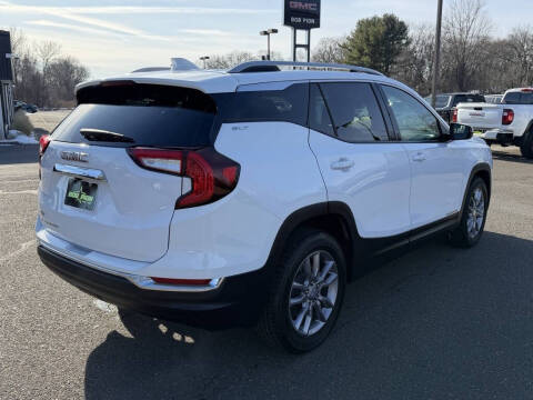 2023 GMC Terrain SLT