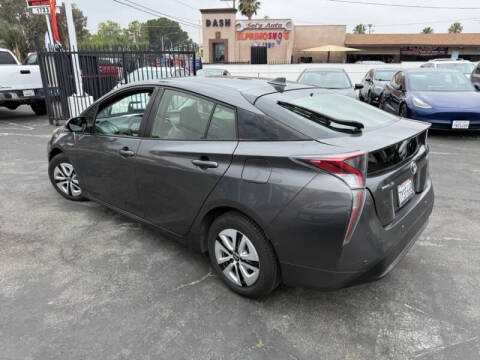 2017 Toyota Prius Two