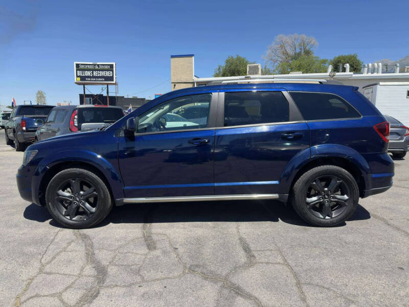 2020 Dodge Journey Crossroad