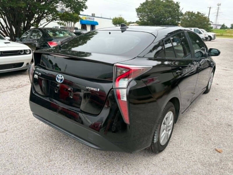 2016 Toyota Prius Two