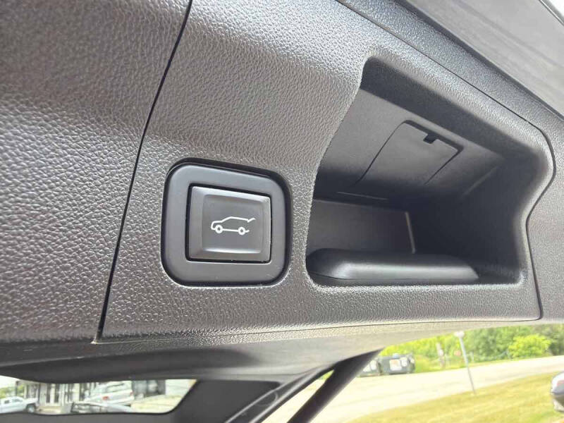 2020 GMC Acadia AT4