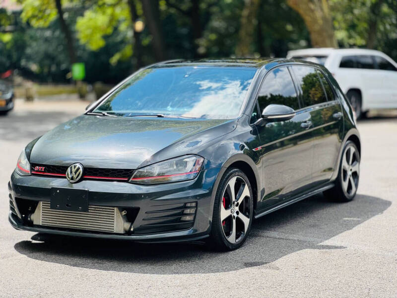 2017 Volkswagen Golf GTI Sport