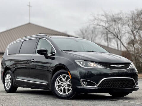 2020 Chrysler Pacifica Touring L