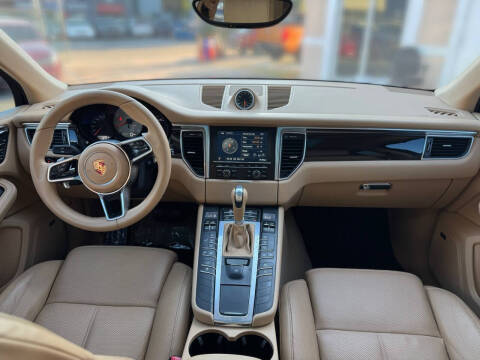 2016 Porsche Macan S