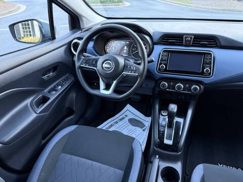 2025 Nissan Versa SV