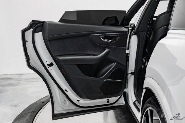 2023 Audi RS Q8 4.0T quattro