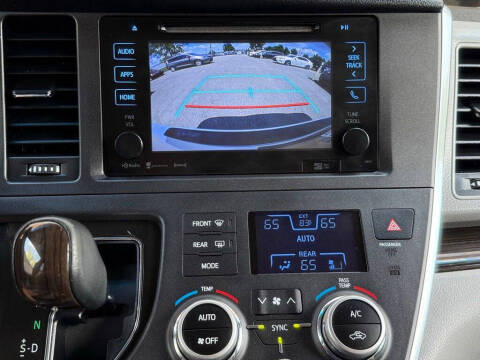 2017 Toyota Sienna