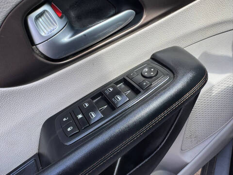 2017 Chrysler Pacifica Touring Plus