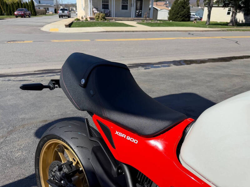 2024 Yamaha XSR900