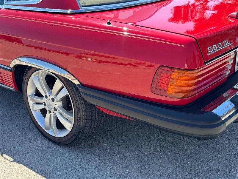 1988 Mercedes-Benz 560-Class 560 SL