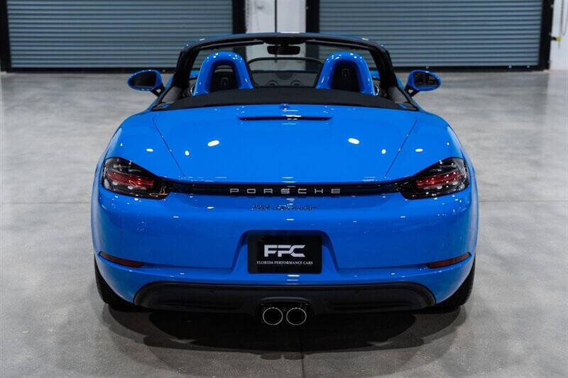 2022 Porsche 718 Boxster