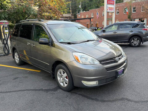 2005 Toyota Sienna