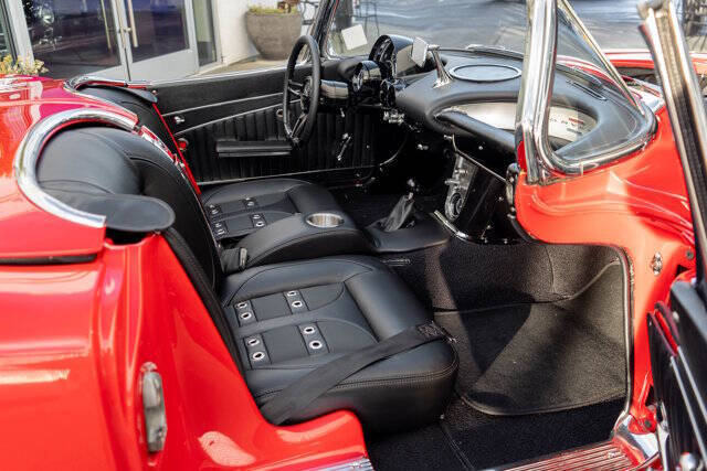 1962 Chevrolet Corvette 33