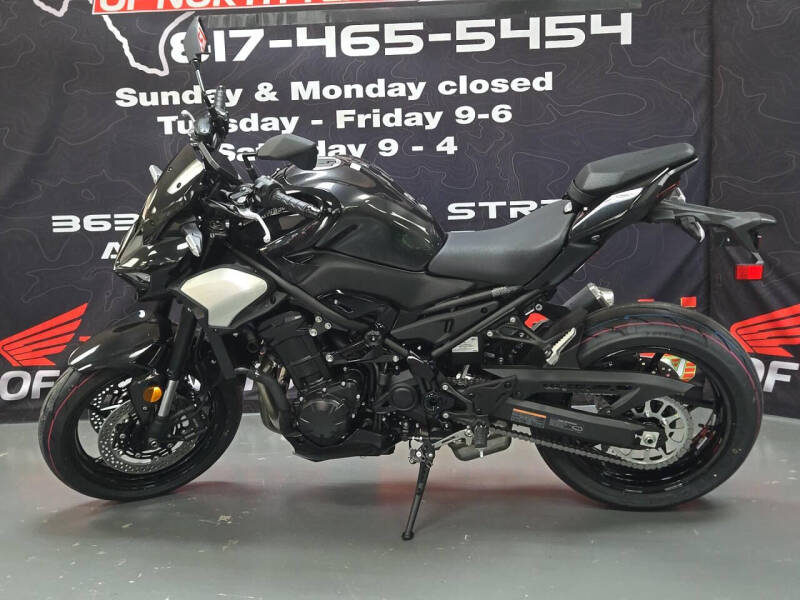 2025 Kawasaki Z900 ABS