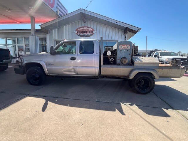 2006 Chevrolet Silverado HD LT1 4WD Extended Cab LWB SRW's photo