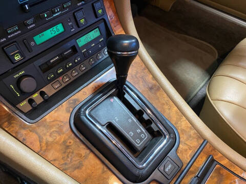1990 Jaguar XJ-Series XJ6