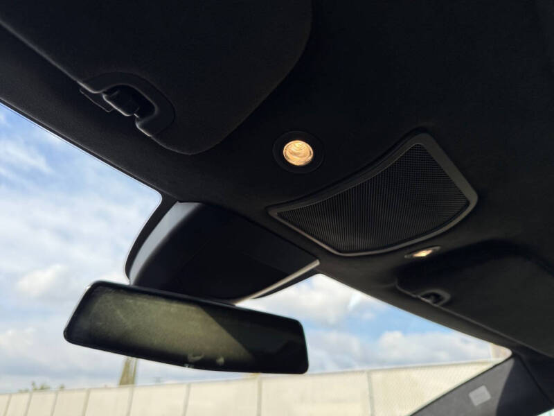 2016 Tesla Model S 70