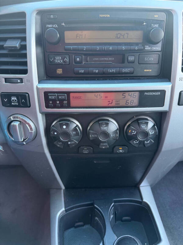 2004 Toyota 4Runner SR5