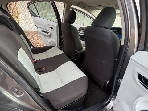 2013 Toyota Prius c Two