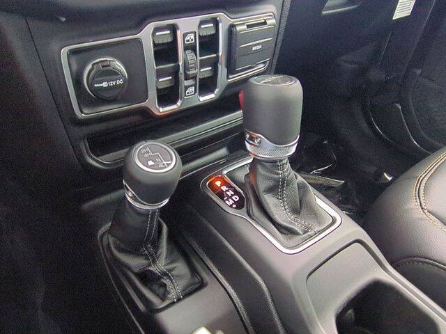 2025 Jeep Gladiator High Tide