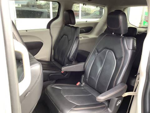 2019 Chrysler Pacifica Touring L